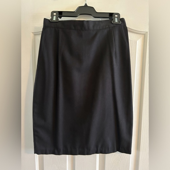 Black Skirt - Picture 1 of 5